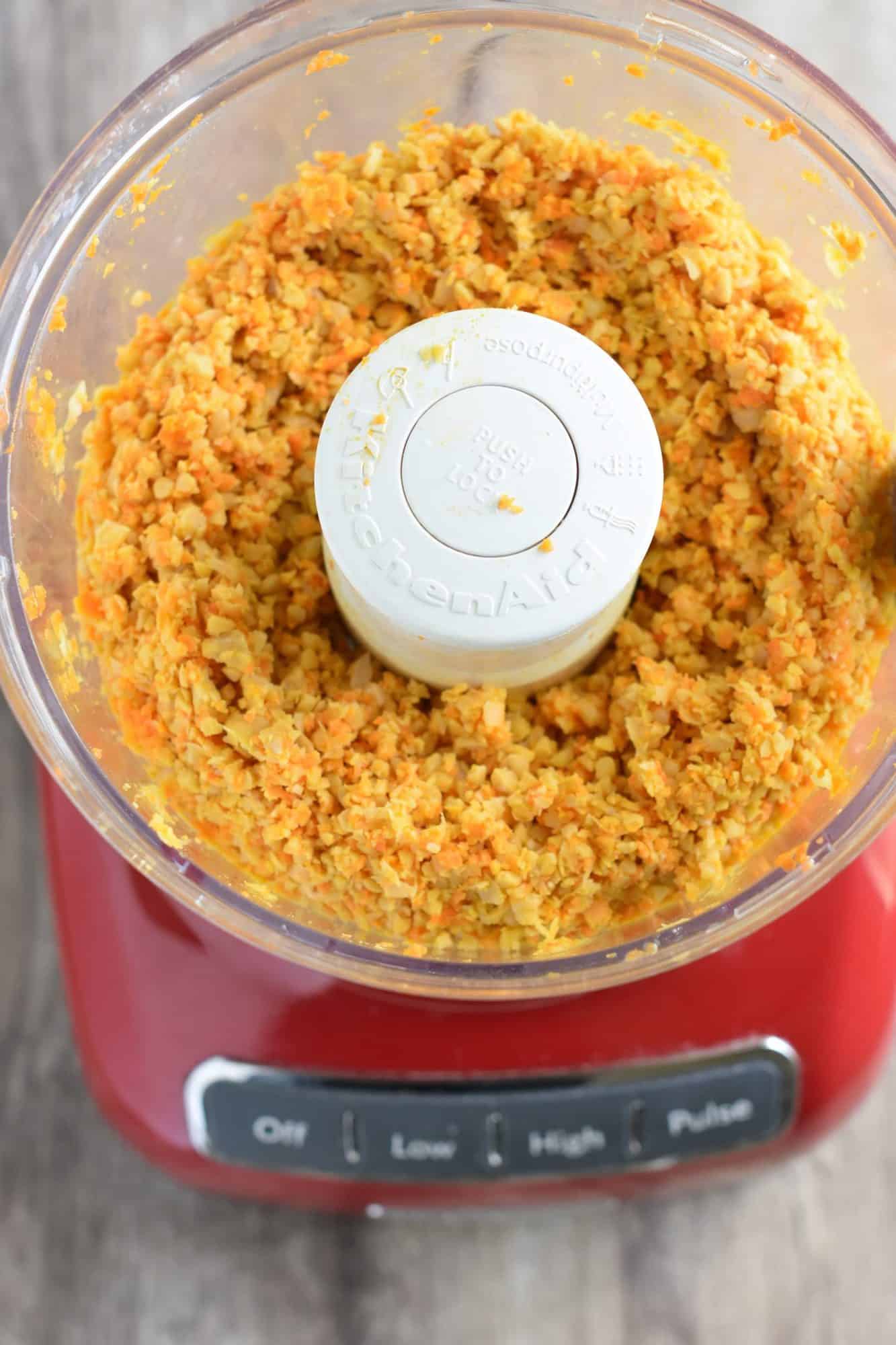 chickpeas and carrots combined in food processor