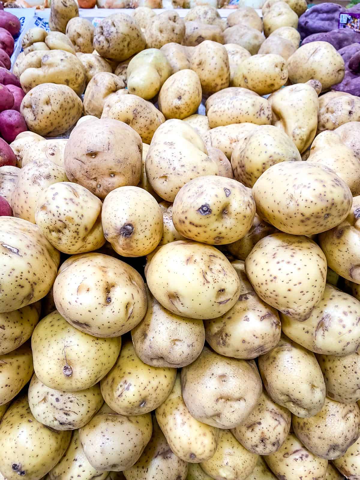 Mold spots on potatoes