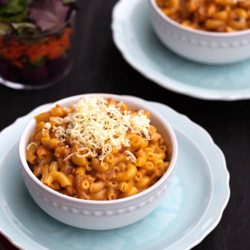 Hamburger helper in a bowl.