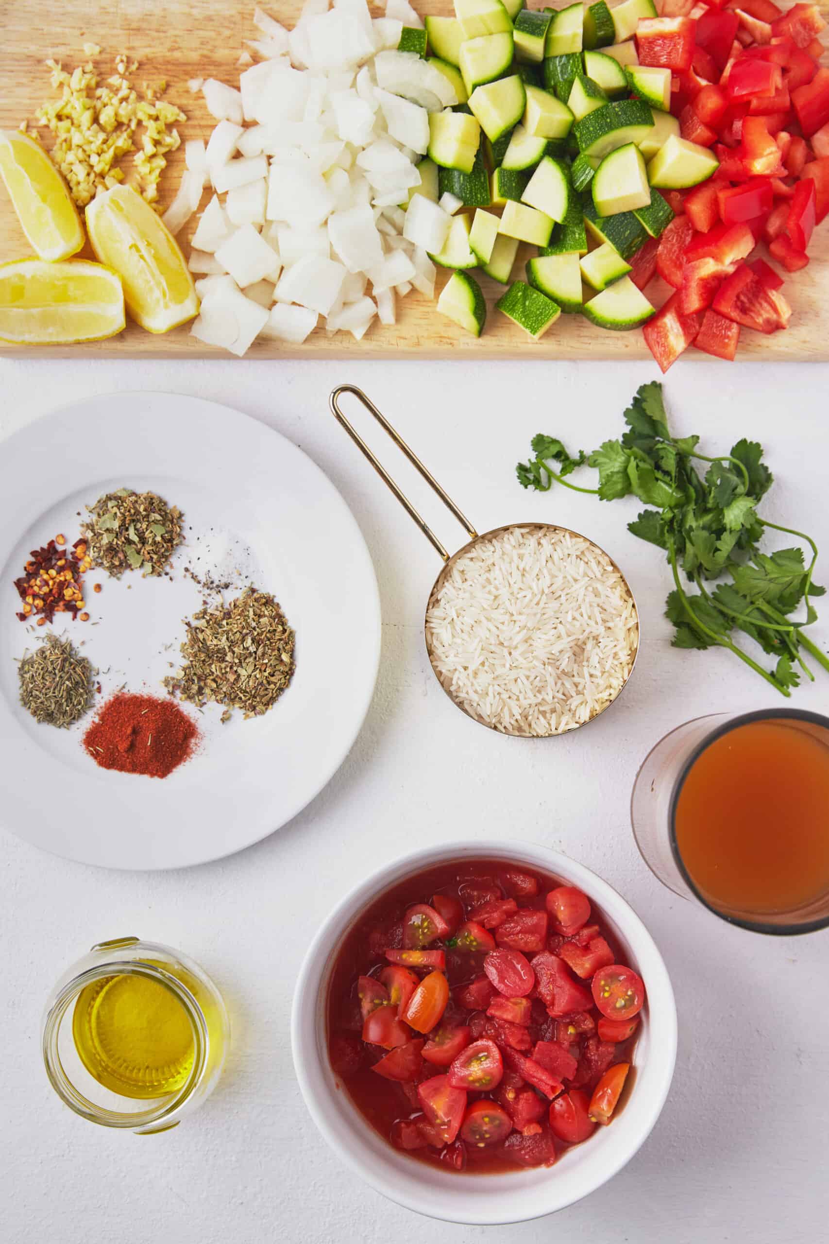 Ingredients for Mediterranean rice.