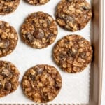 Vegan oatmeal cookies.