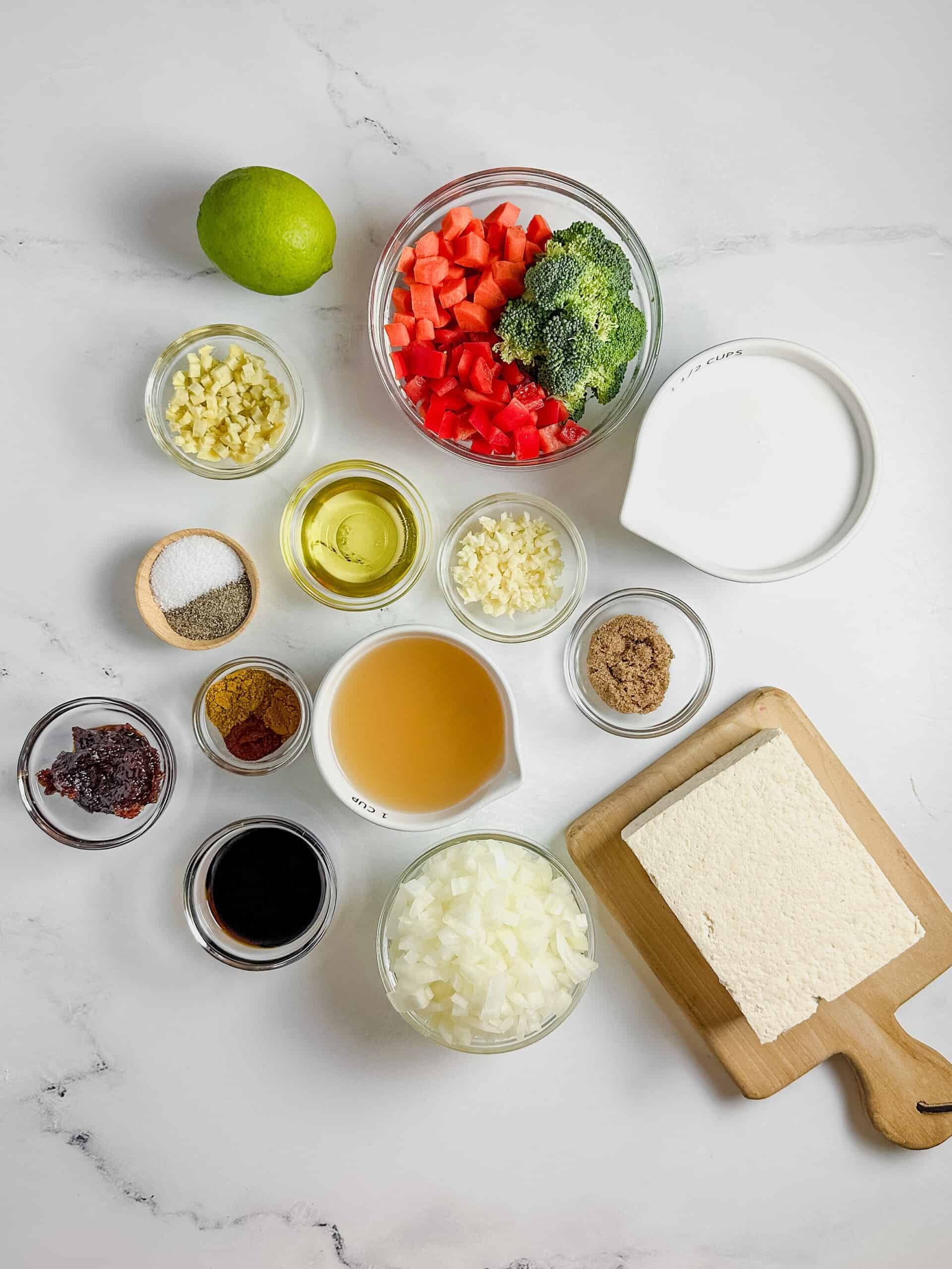 Ingredients for tofu curry.