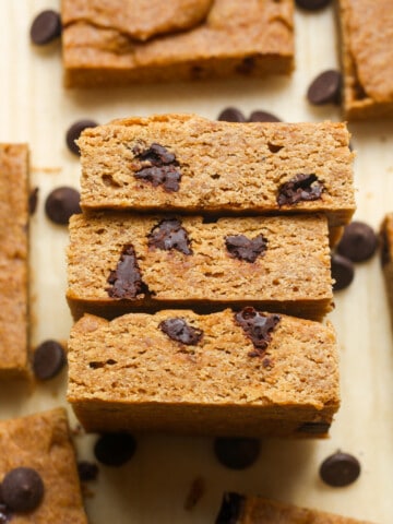 Vegan cookie bars.